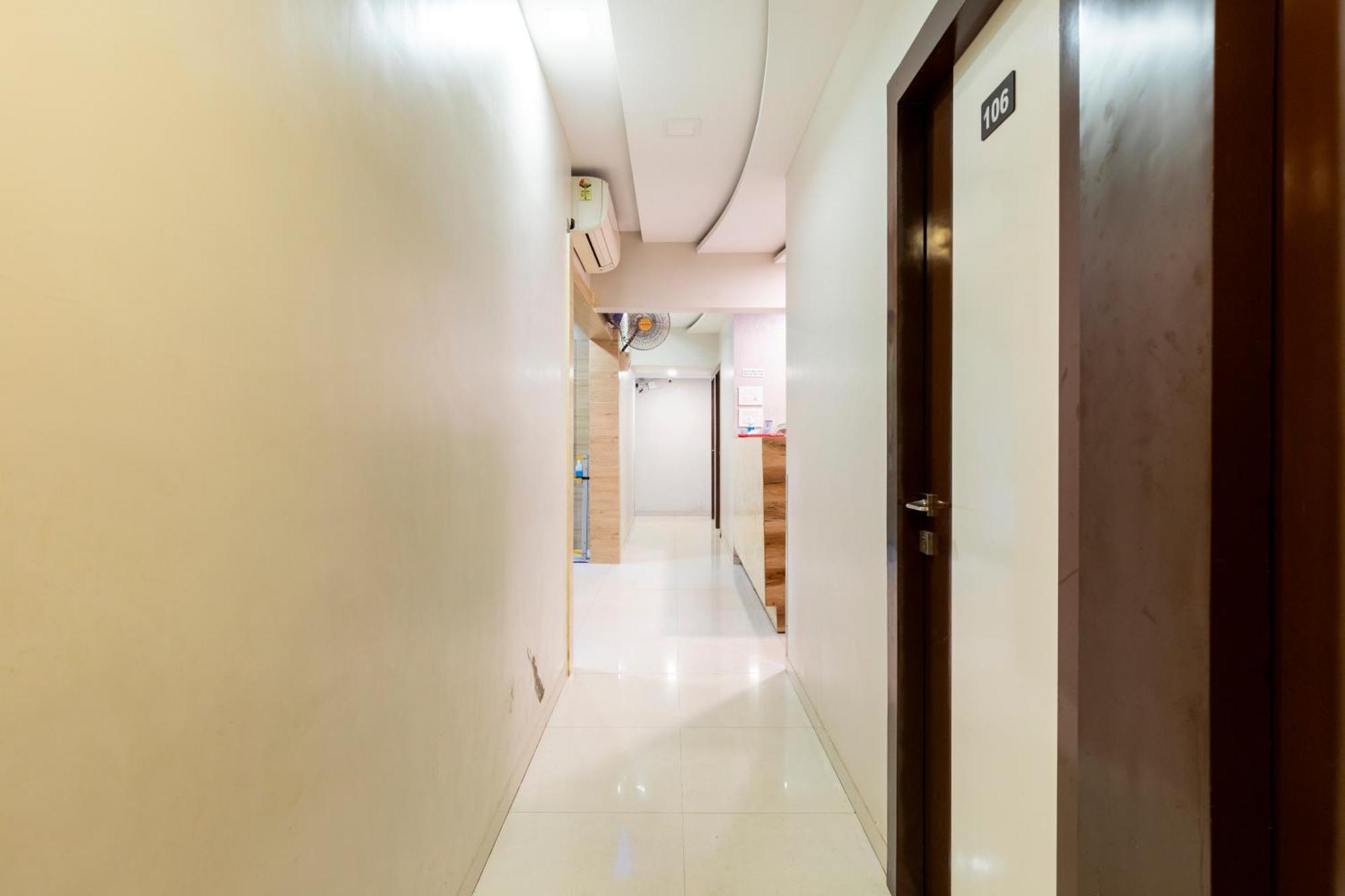 Hotel Embassy Park - Bkc 孟买 外观 照片